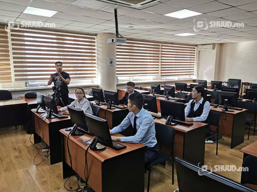 Төрийн албаны шалгалтад оролцогчдын 50 хувь нь 30-аас доош насныхан байна